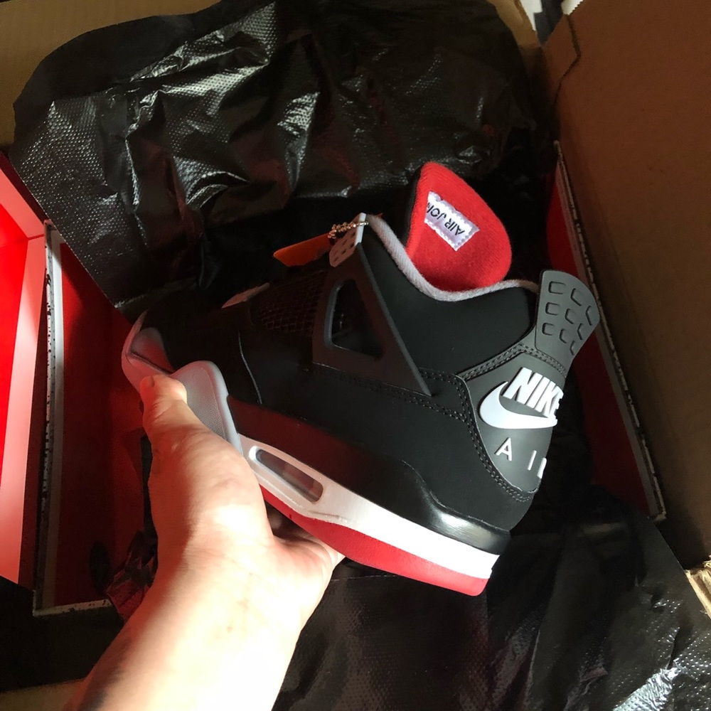 Jordan 4